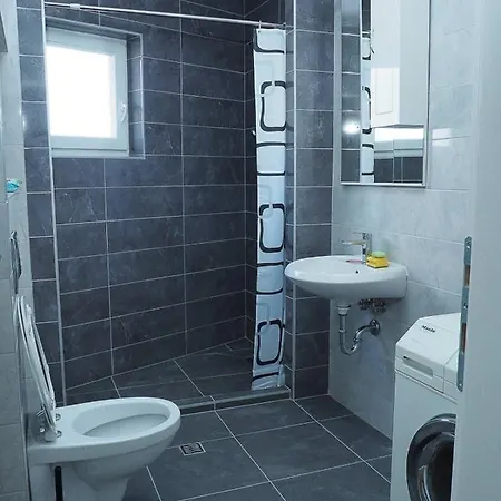 Kum Apartman Donje Mladice