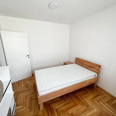 Apartman Kum